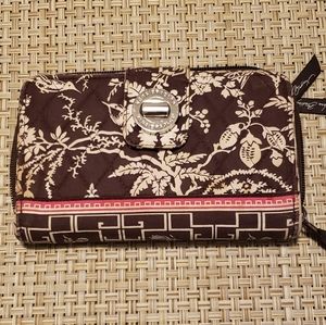 Vera Bradley Wallet in Imperial Toile (Retired)